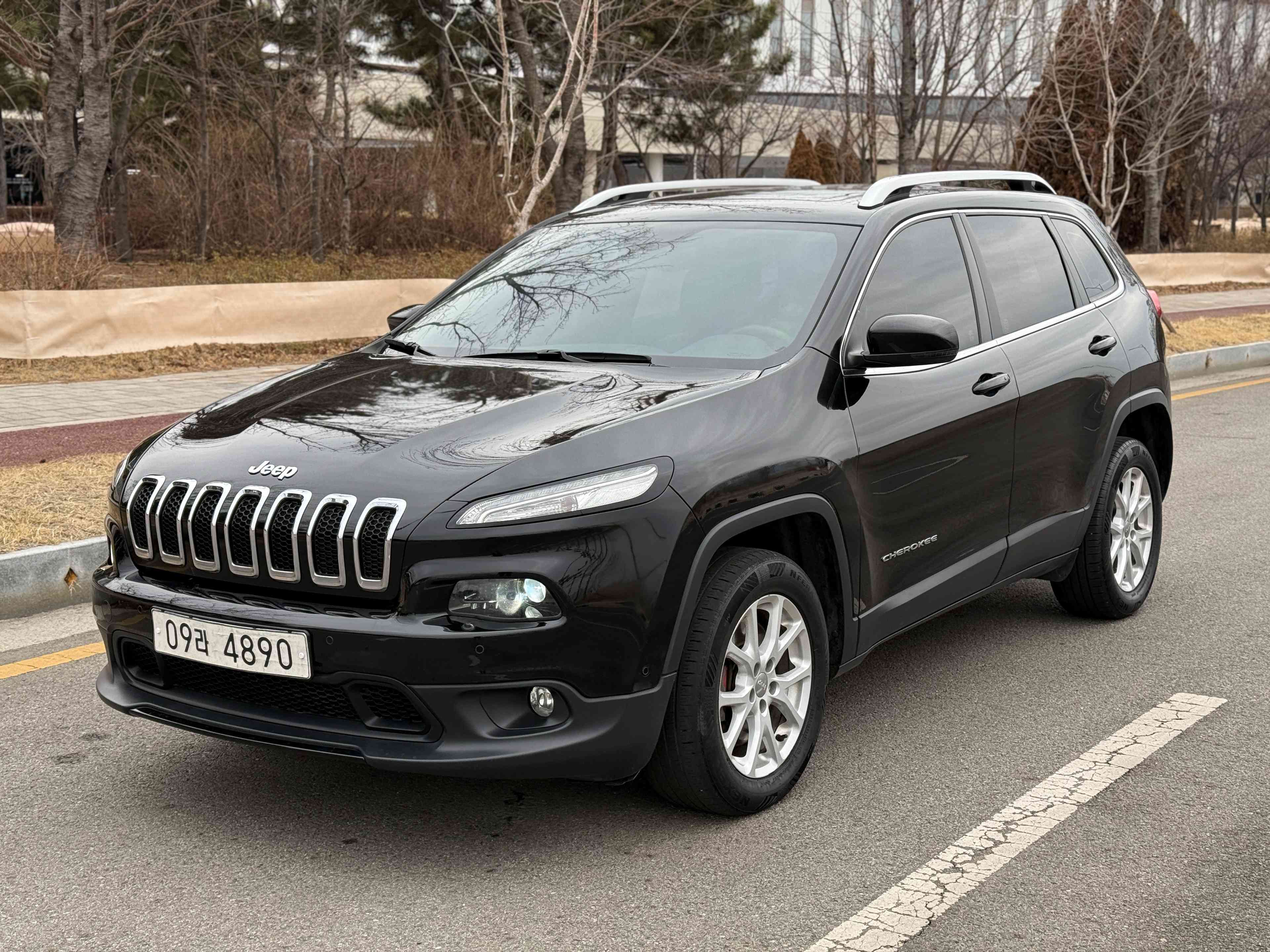 Cherokee (KL) 2.2 Diesel Longitude AWD 